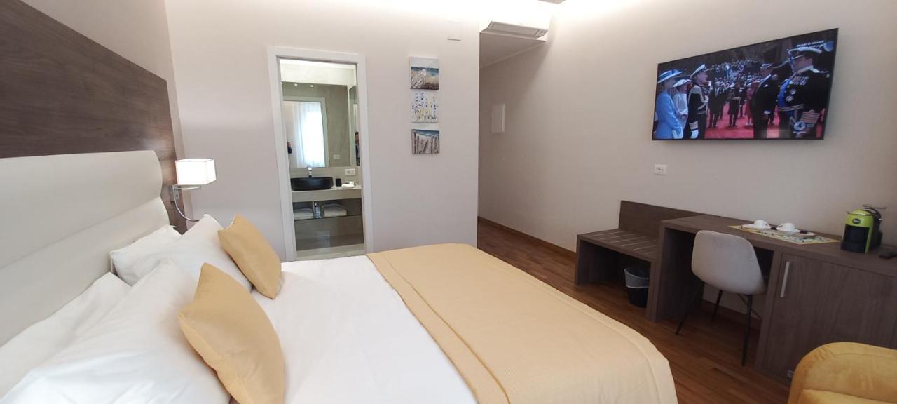 Orchid Luxury Suite Πεσκάρα Εξωτερικό φωτογραφία